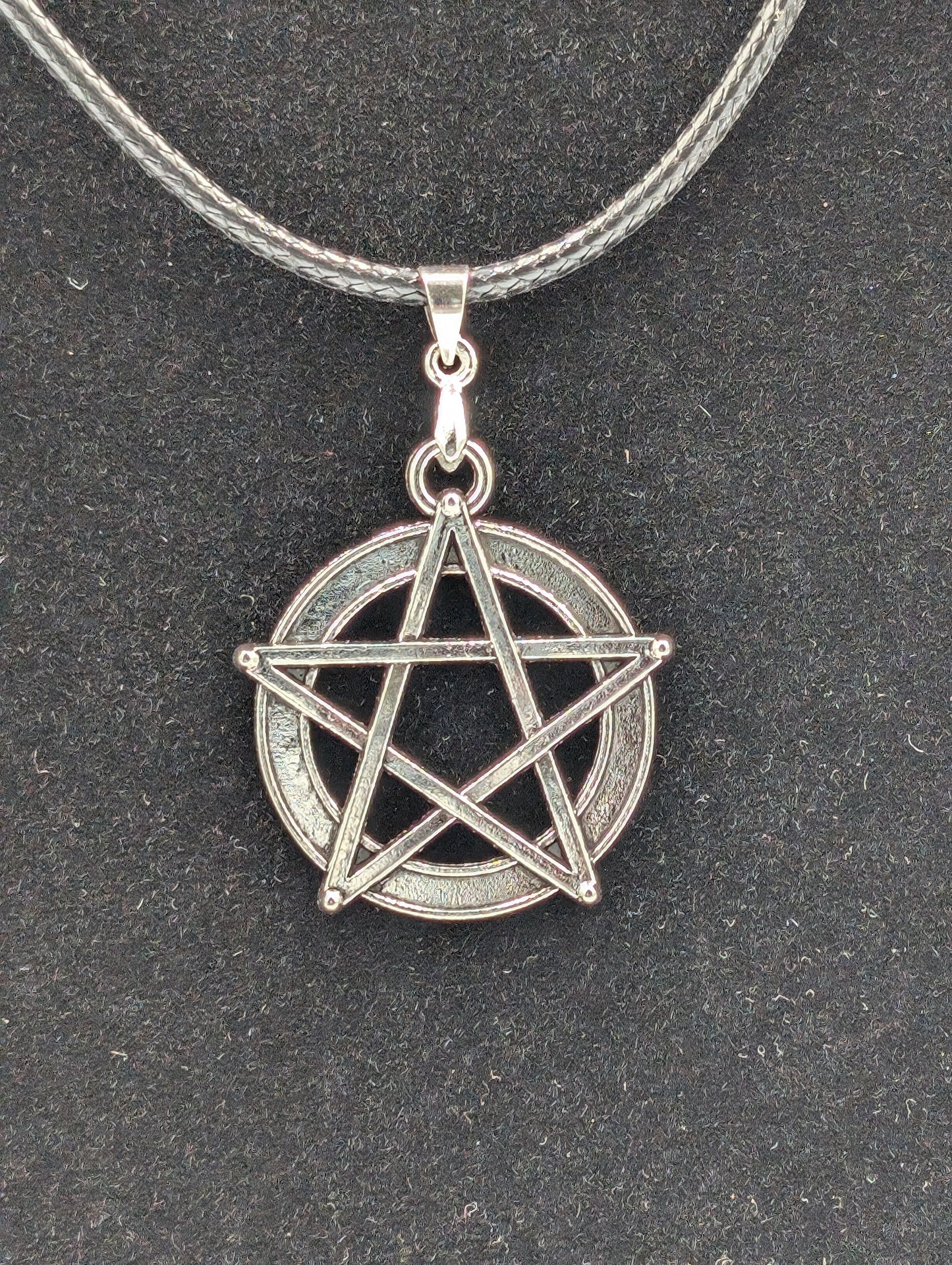 PENTAGRAM 2 NECKLACE