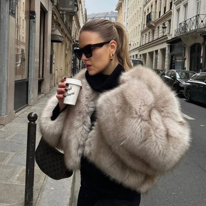 Iconic Street Fashion  Cropped Faux Fur Coat Women Winter Fluffy Short Fur Jacket